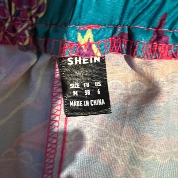 Shein boho pattern pants - medium/6 - Picture 3 of 4